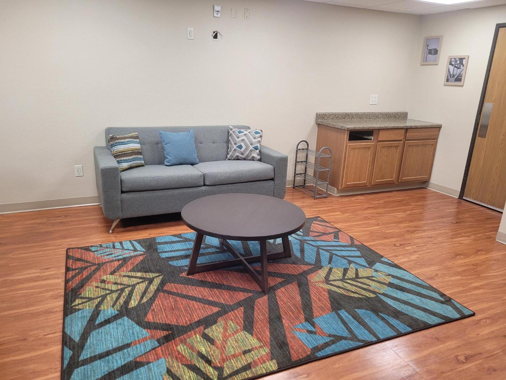 WoodSpring Suites Louisville Clarksville Eksteriør billede