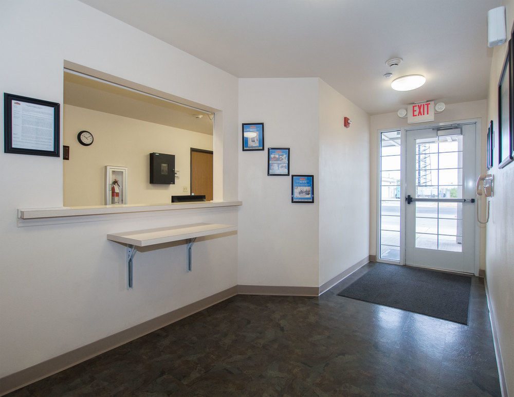 WoodSpring Suites Louisville Clarksville Eksteriør billede
