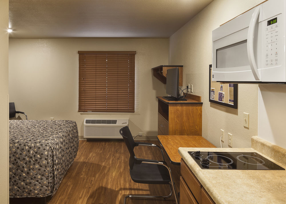 WoodSpring Suites Louisville Clarksville Eksteriør billede